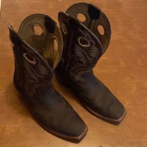 Ariat Heritage Roughstock size 9 Cowboy Boots
